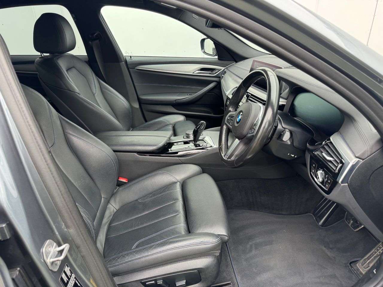 2018 BMW 5 SERIES 2018 BMW 5 SERIES