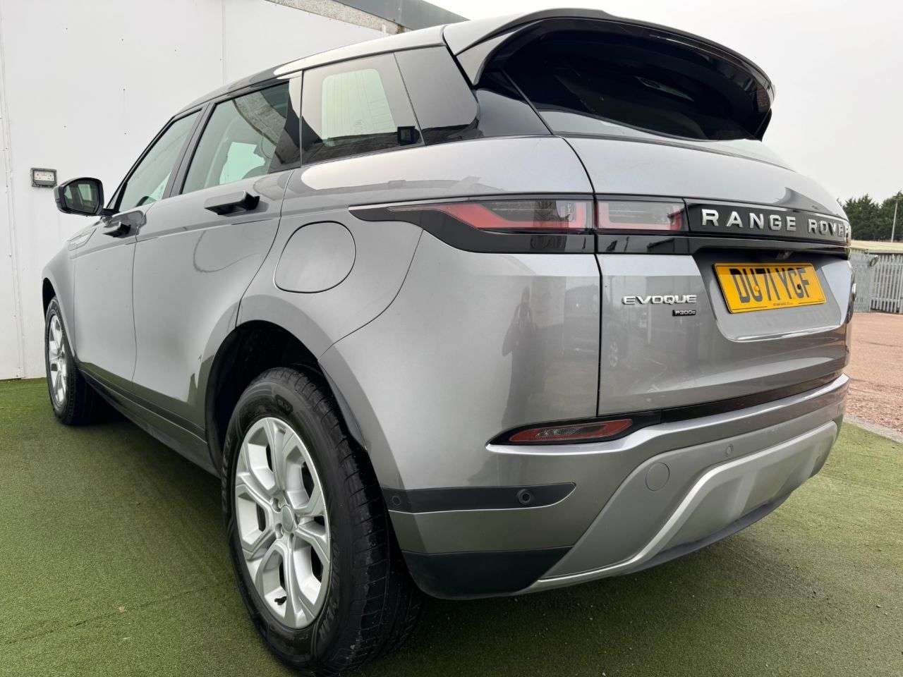 2021 LAND ROVER RANGE ROVER EVOQUE 2021 LAND ROVER RANGE ROVER EVOQUE
