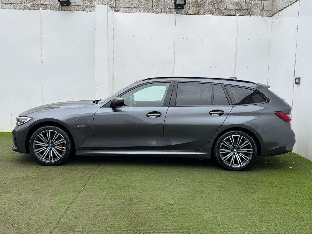 2021 BMW 3 SERIES 2021 BMW 3 SERIES