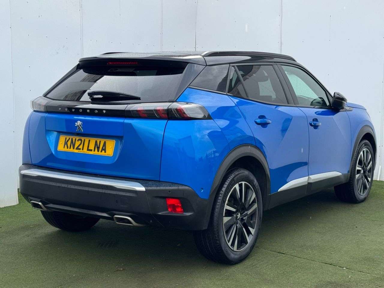 2021 PEUGEOT 2008 2021 PEUGEOT 2008