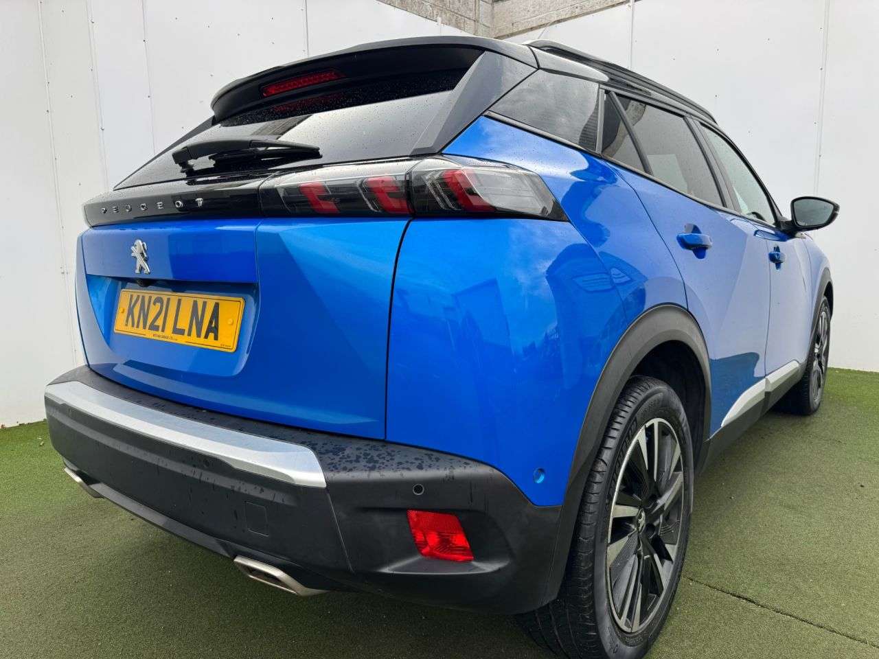 2021 PEUGEOT 2008 2021 PEUGEOT 2008