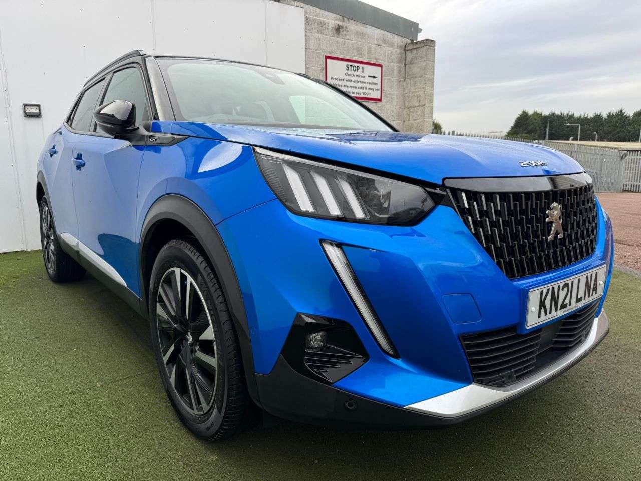 2021 PEUGEOT 2008 2021 PEUGEOT 2008