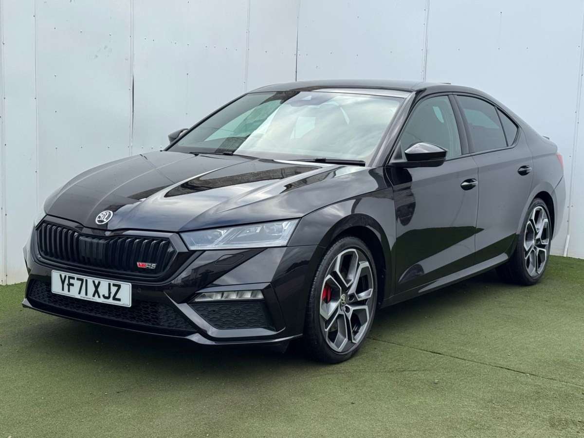 Check out this Skoda Octavia 2021 Petrol Manual