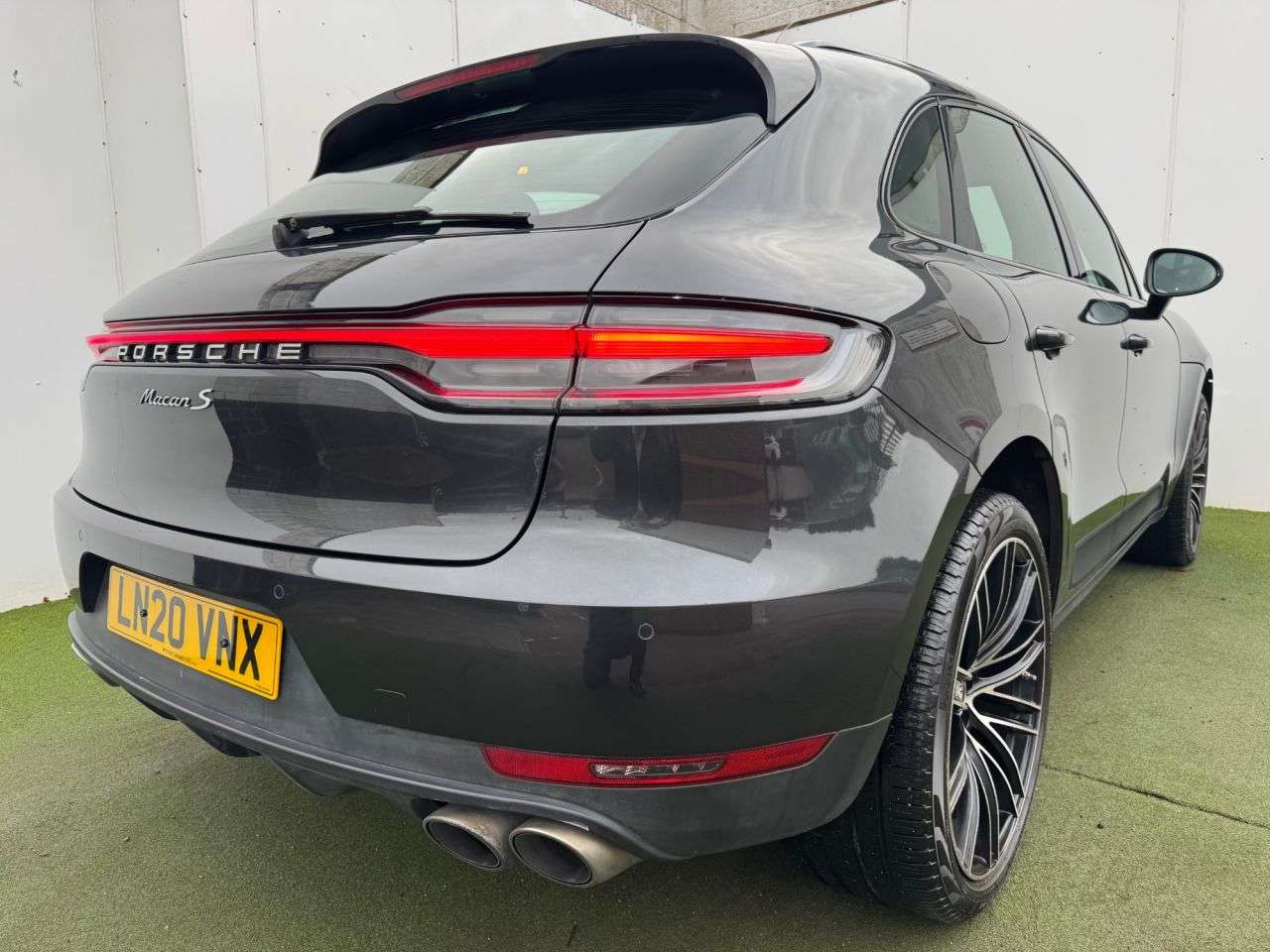 2020 PORSCHE MACAN 2020 PORSCHE MACAN