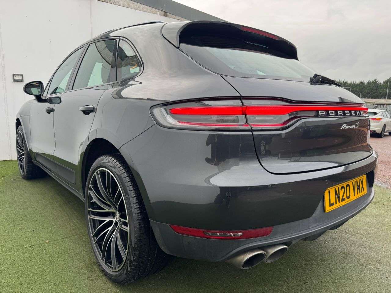2020 PORSCHE MACAN 2020 PORSCHE MACAN