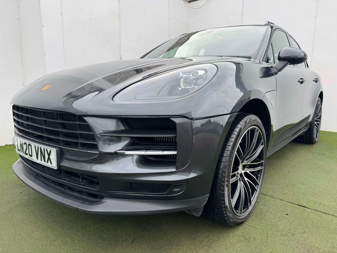 2020 PORSCHE MACAN 2020 PORSCHE MACAN