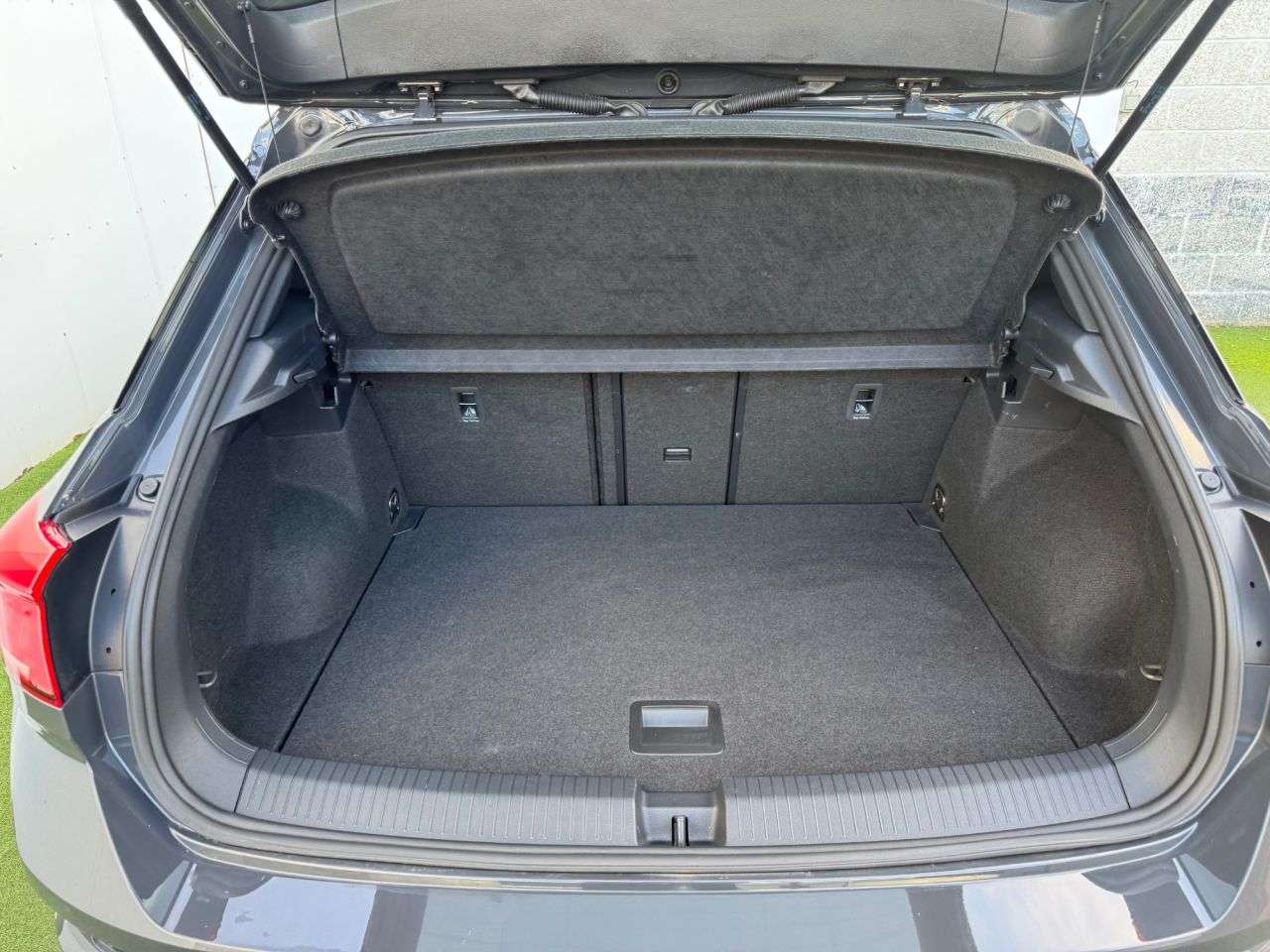 2021 VOLKSWAGEN T-ROC 2021 VOLKSWAGEN T-ROC