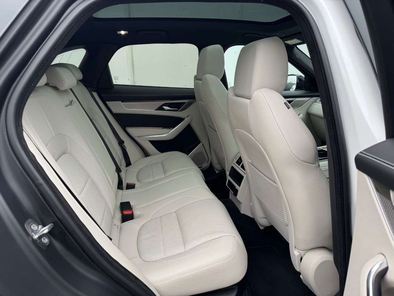 2023 JAGUAR F-PACE 2023 JAGUAR F-PACE