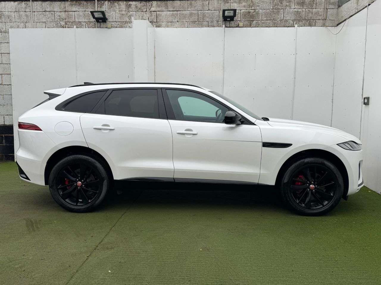 2023 JAGUAR F-PACE 2023 JAGUAR F-PACE