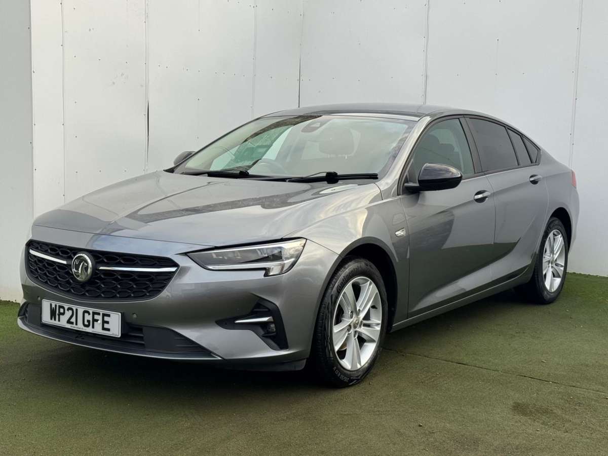 Check out this Vauxhall Insignia 2021 Diesel Manual