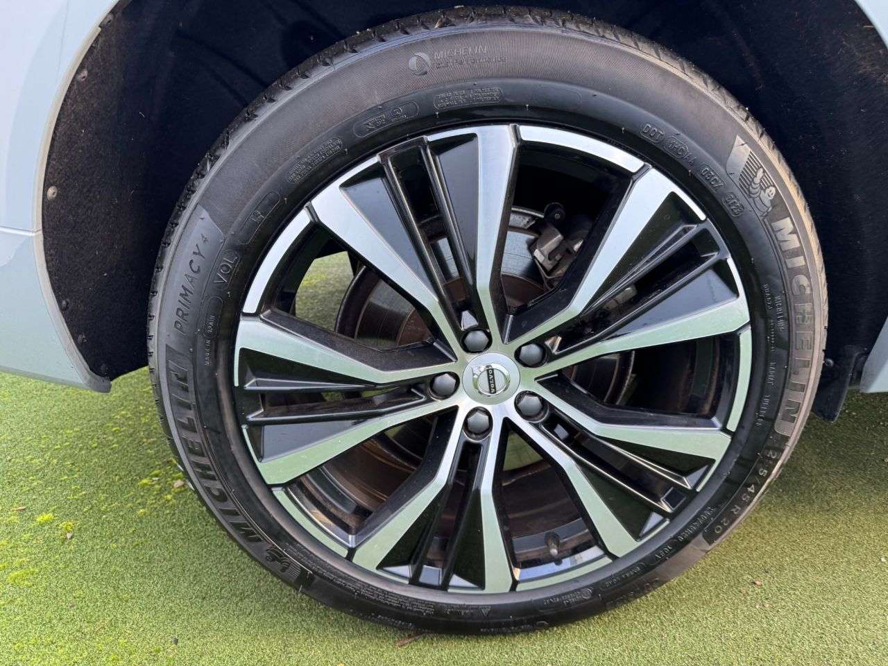 2023 VOLVO XC60 2023 VOLVO XC60