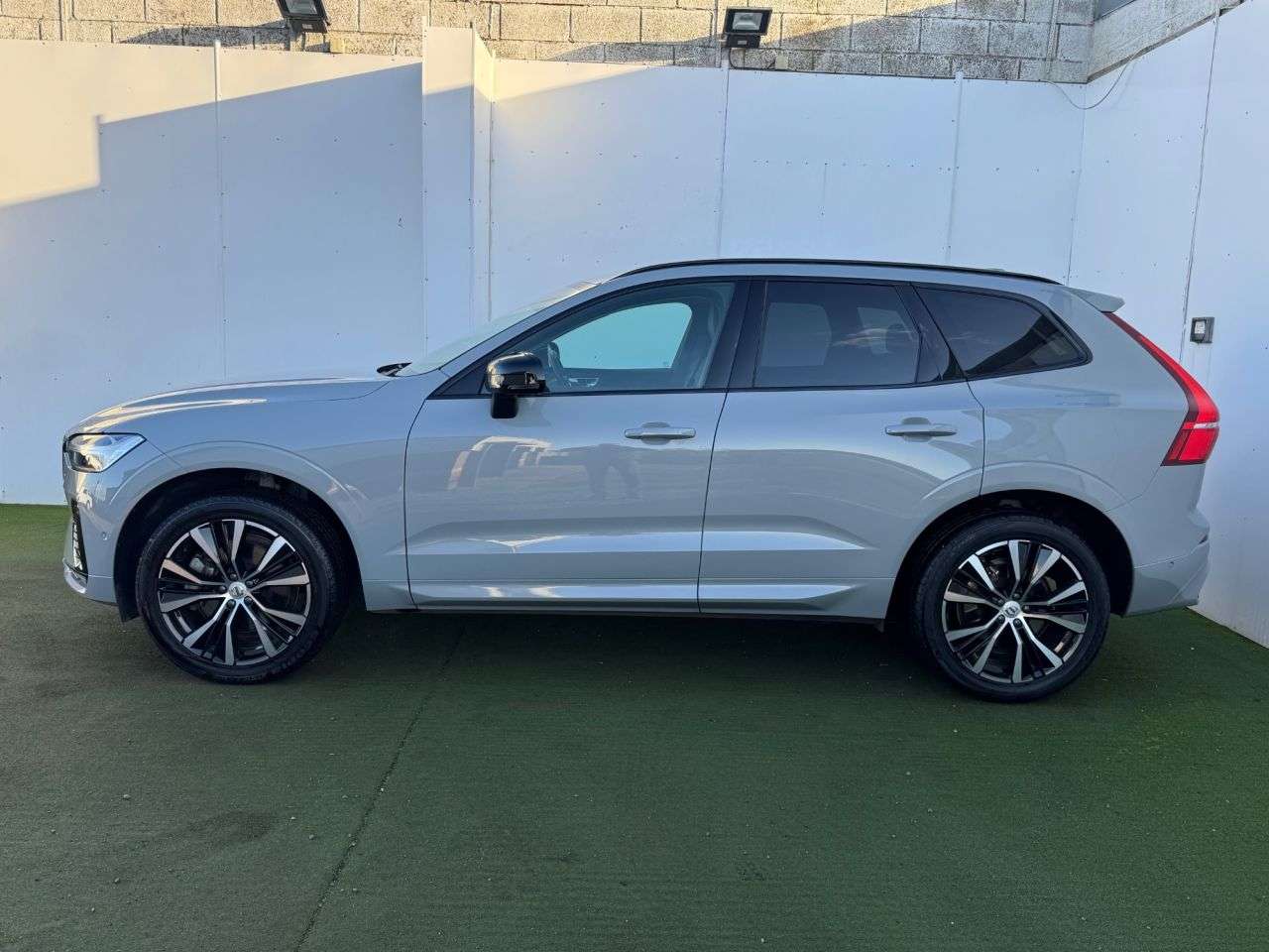 2023 VOLVO XC60 2023 VOLVO XC60
