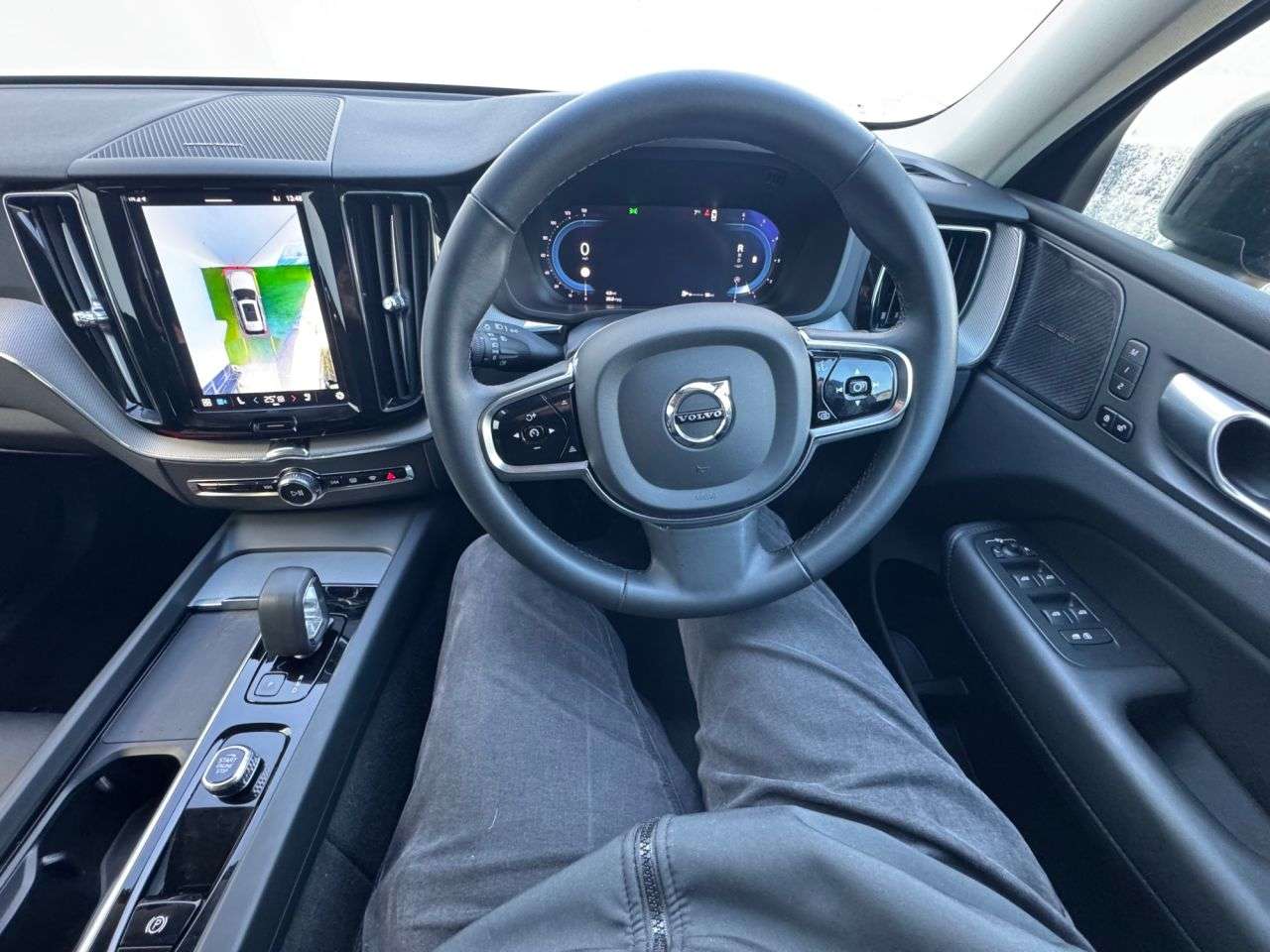 2023 VOLVO XC60 2023 VOLVO XC60