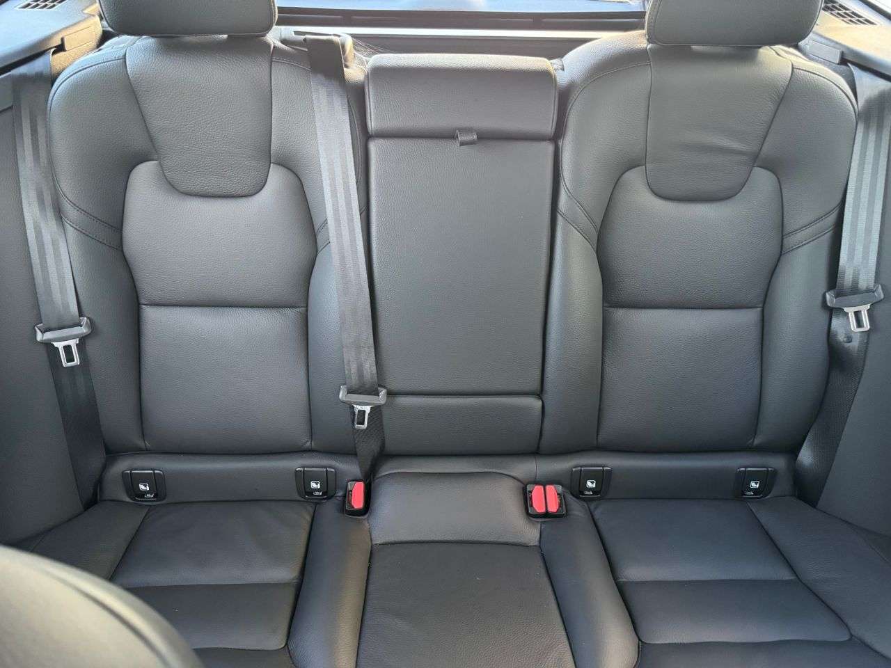 2023 VOLVO XC60 2023 VOLVO XC60