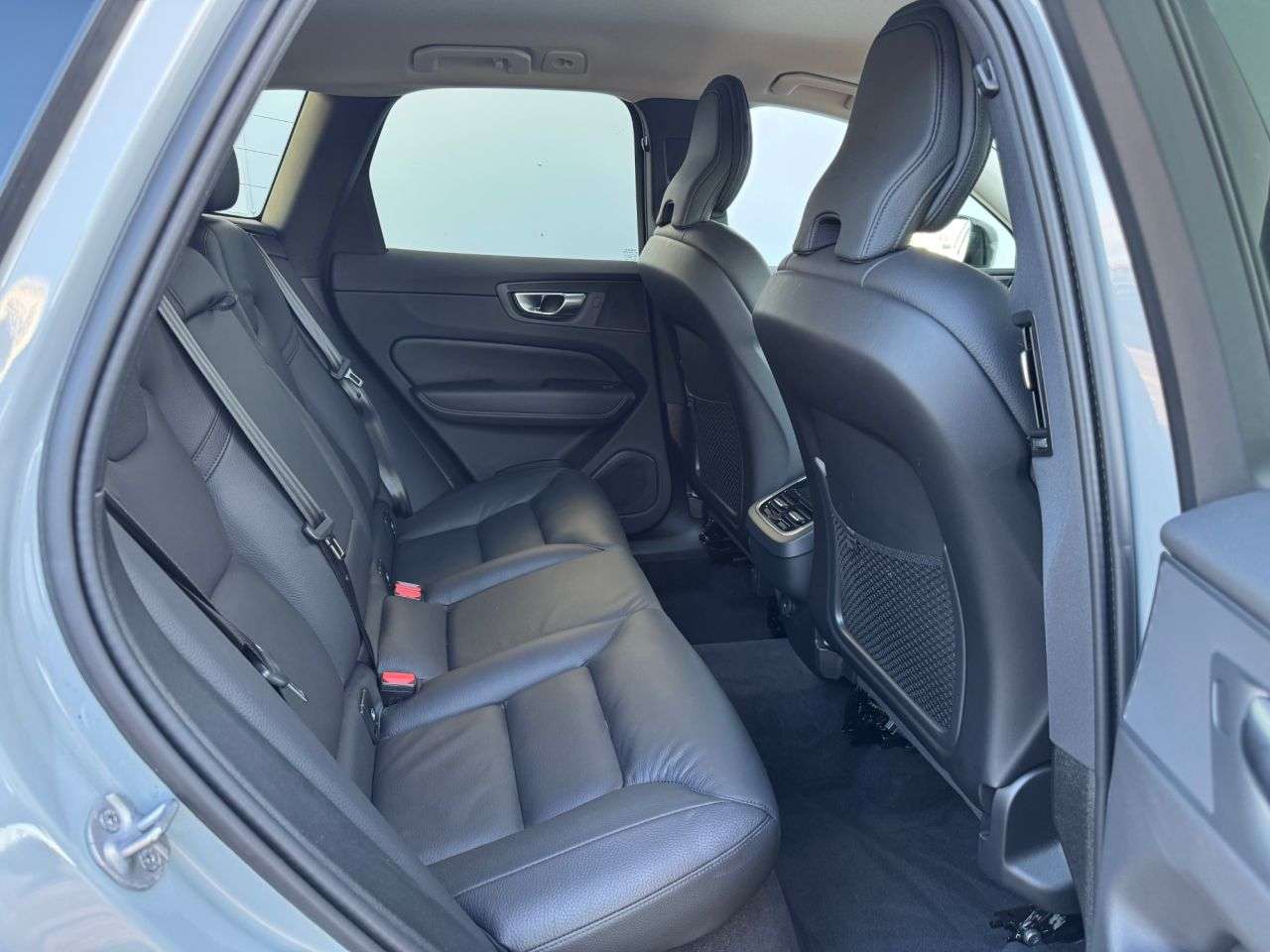 2023 VOLVO XC60 2023 VOLVO XC60