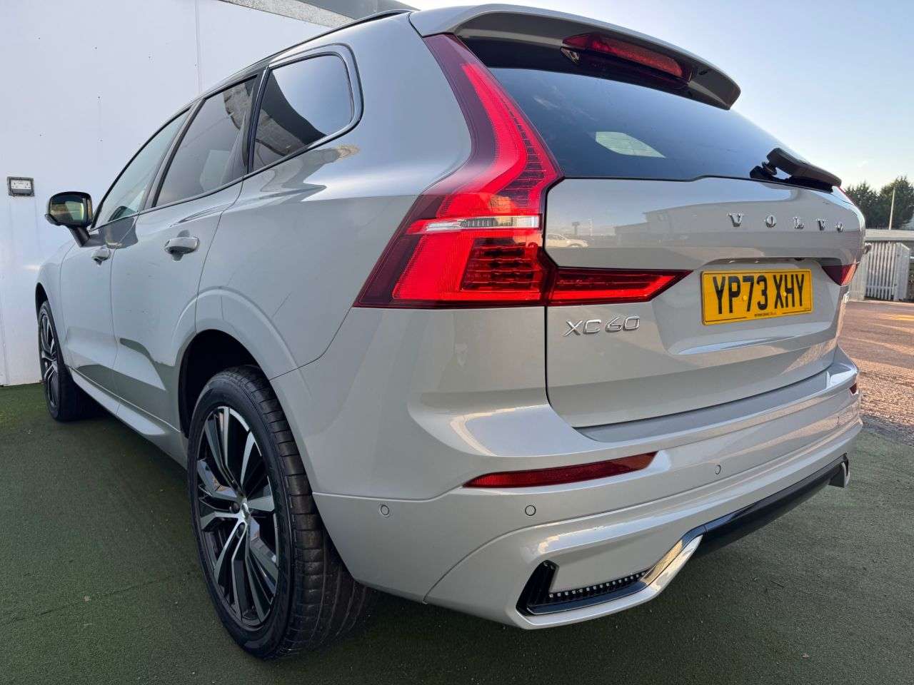 2023 VOLVO XC60 2023 VOLVO XC60