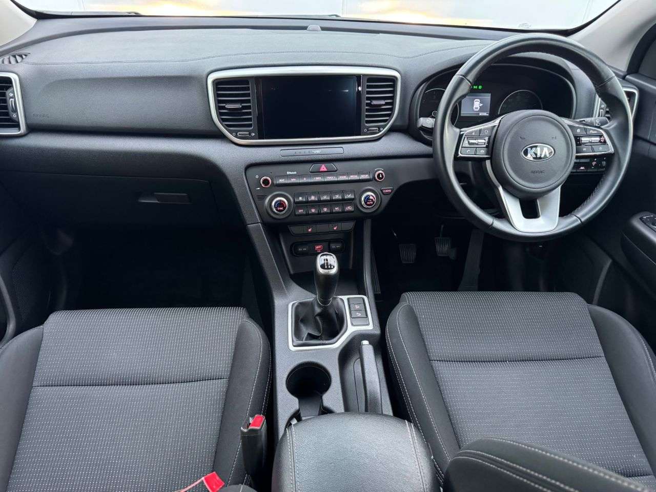 2021 KIA SPORTAGE 2021 KIA SPORTAGE