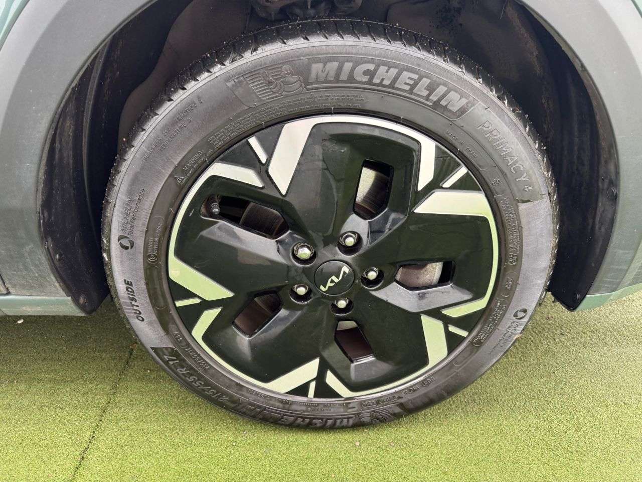 2023 KIA NIRO 2023 KIA NIRO