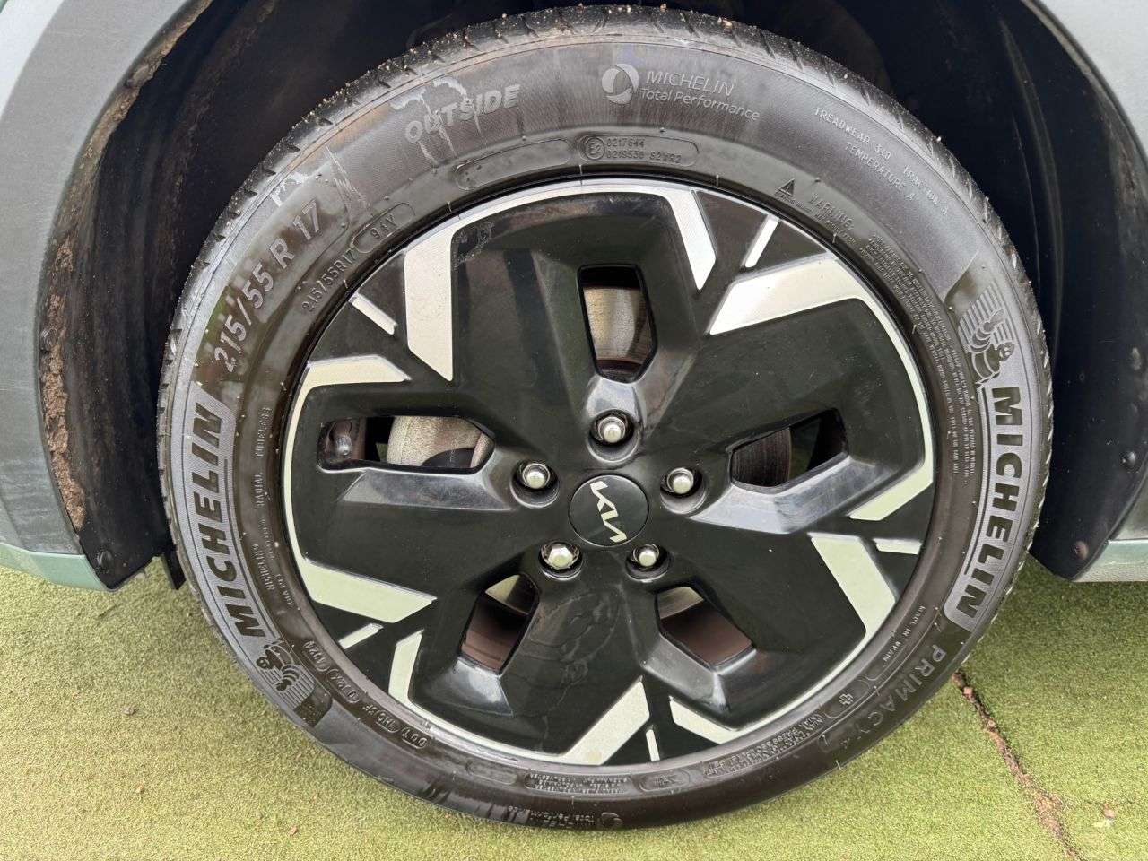 2023 KIA NIRO 2023 KIA NIRO