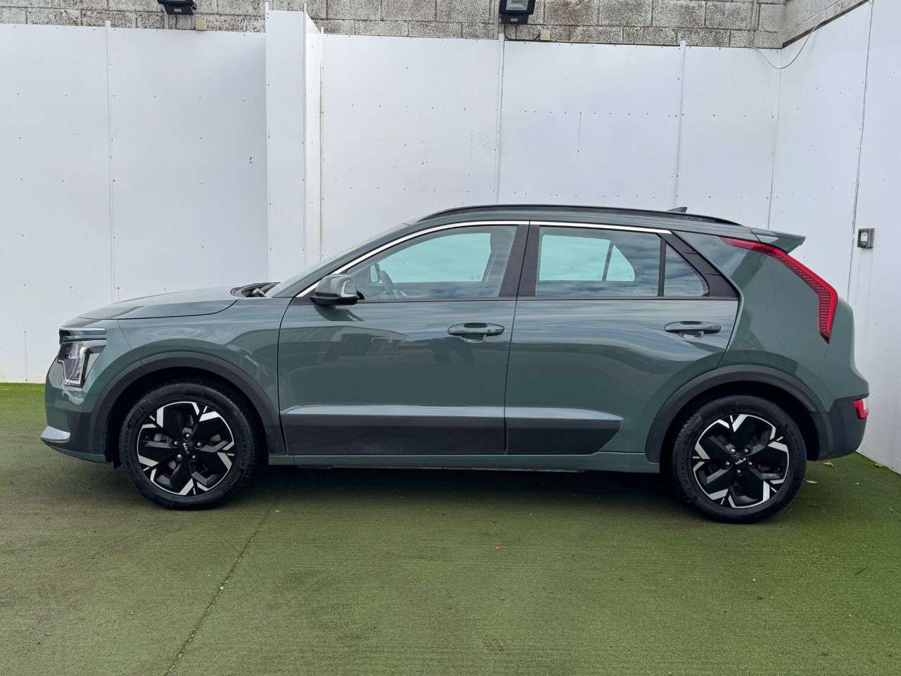 2023 KIA NIRO 2023 KIA NIRO