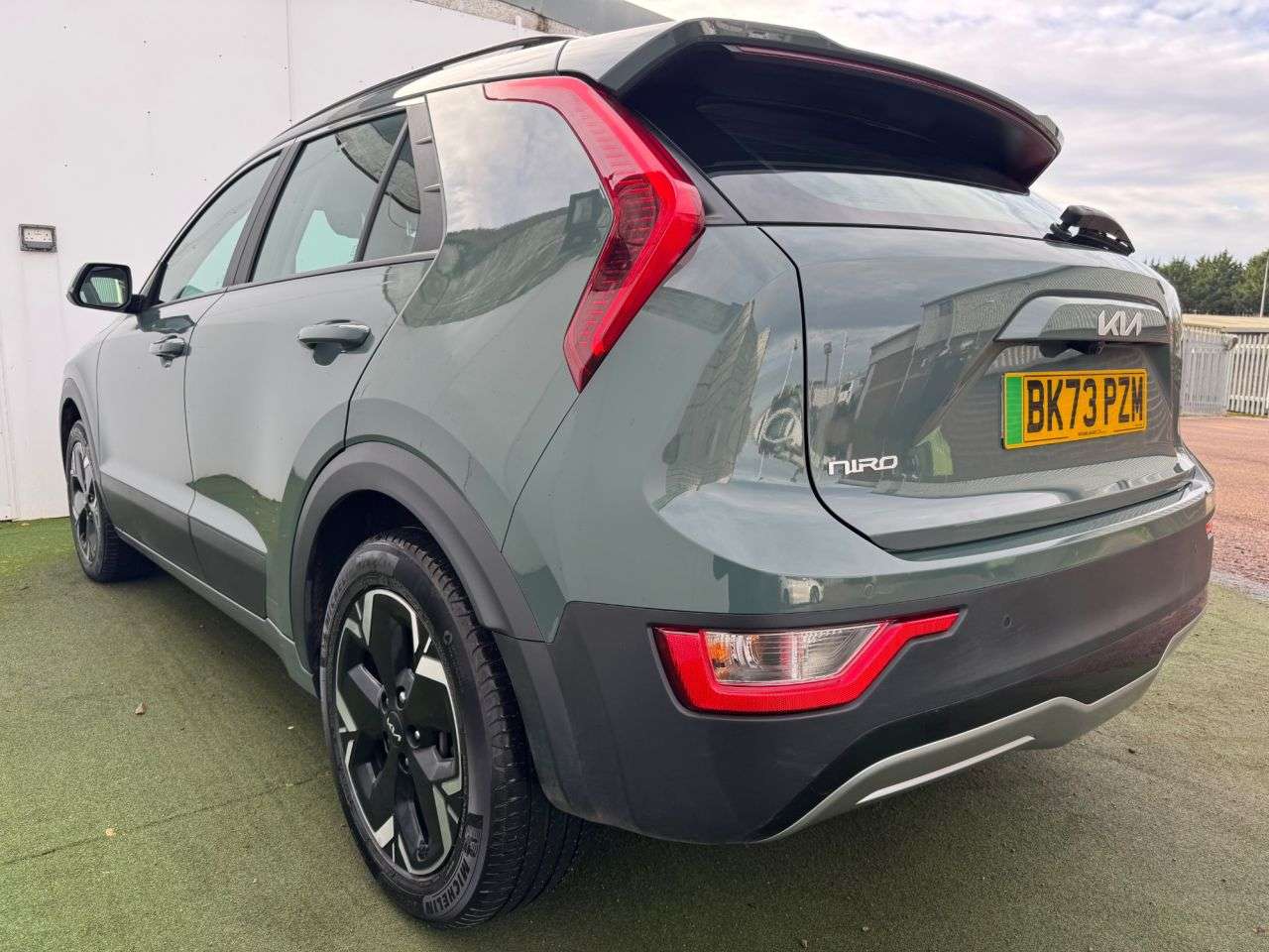 2023 KIA NIRO 2023 KIA NIRO