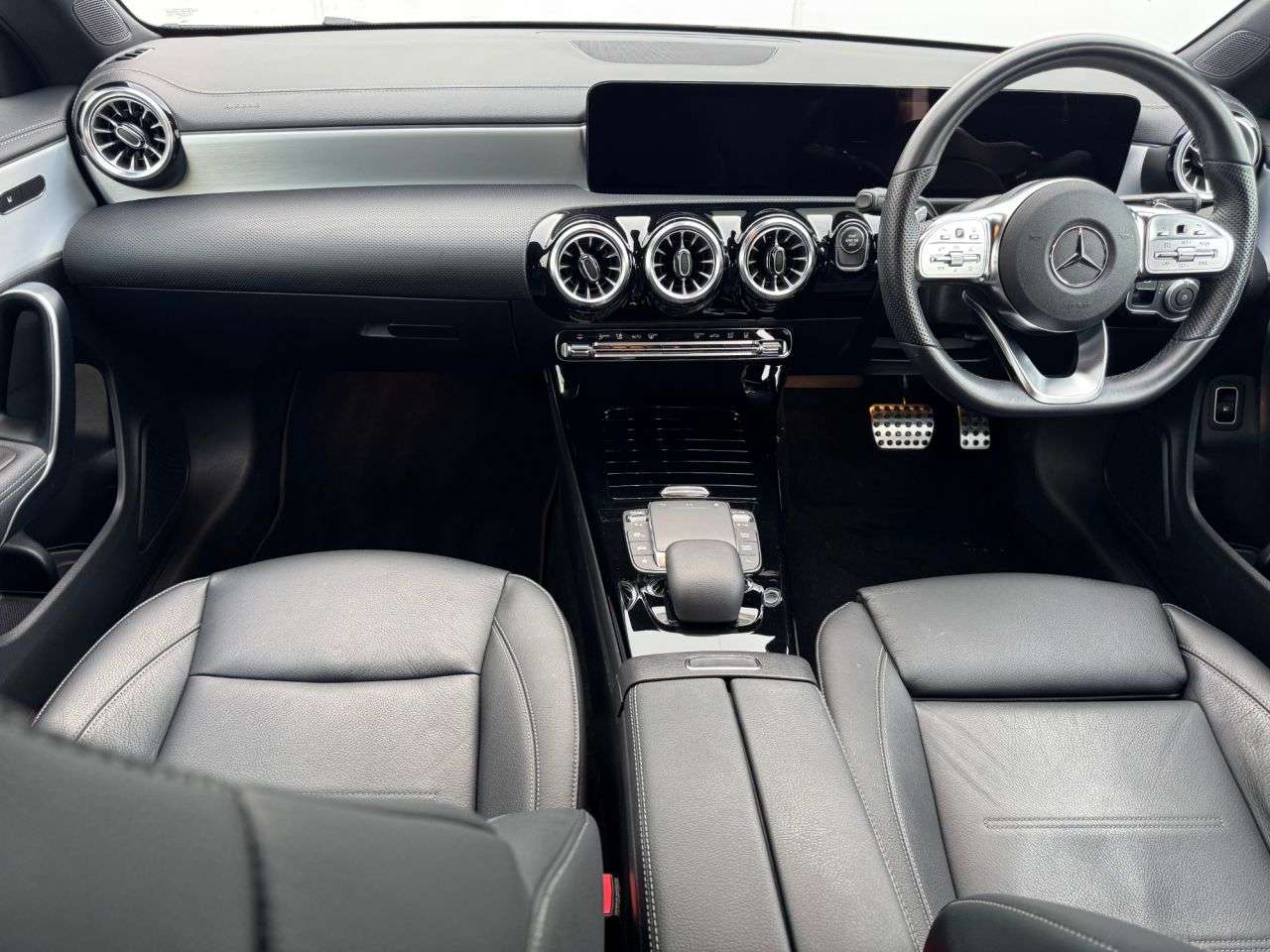 0 MERCEDES-BENZ CLA 0 MERCEDES-BENZ CLA