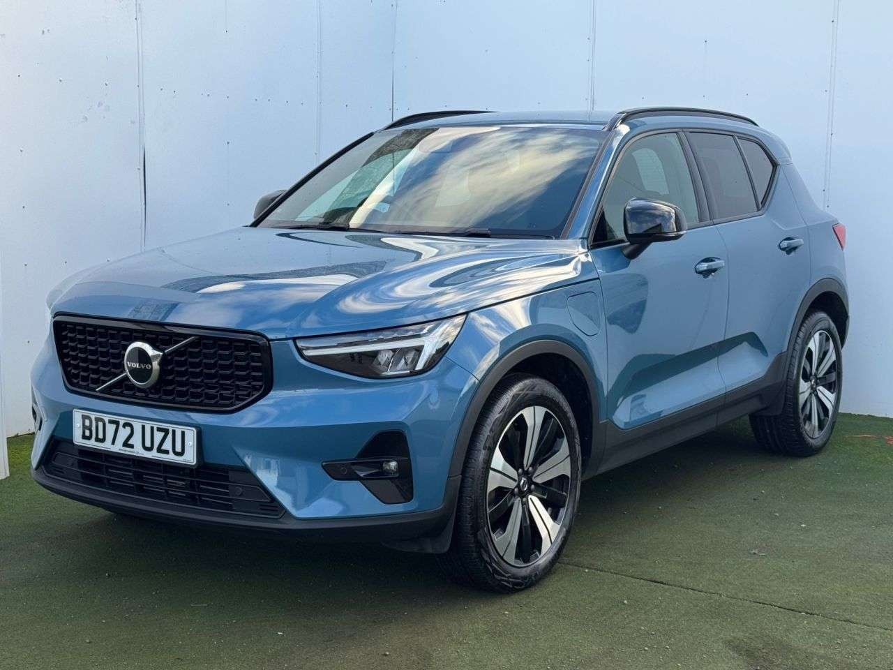 2022 VOLVO XC40 2022 VOLVO XC40