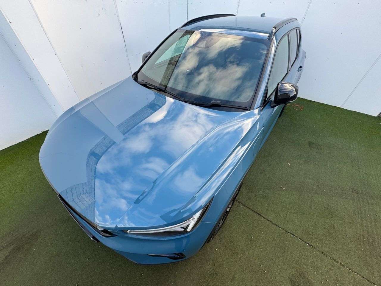 2022 VOLVO XC40 2022 VOLVO XC40