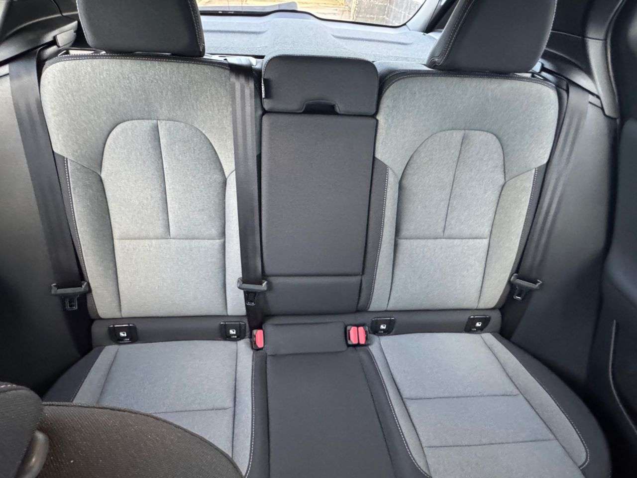 2022 VOLVO XC40 2022 VOLVO XC40