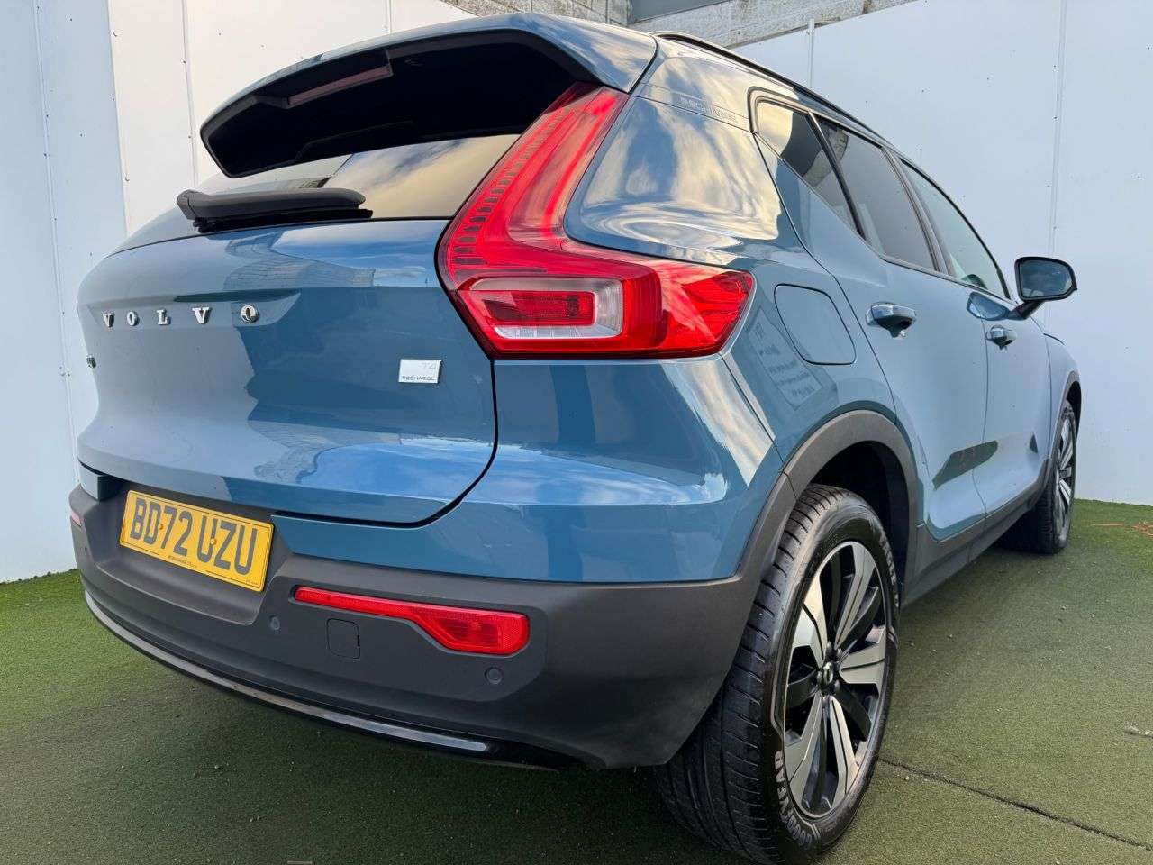 2022 VOLVO XC40 2022 VOLVO XC40