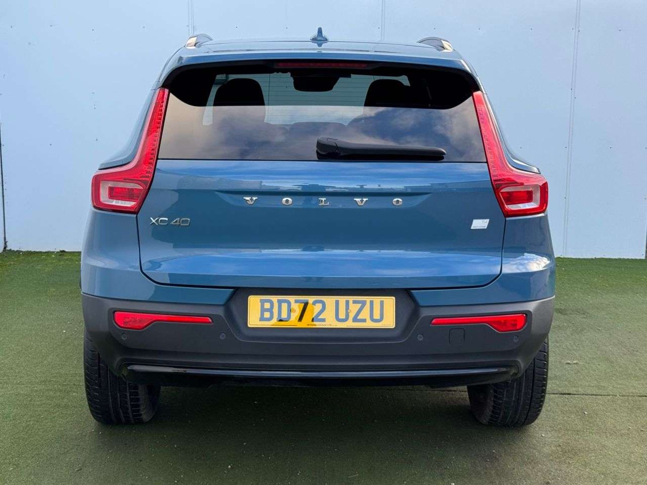 2022 VOLVO XC40 2022 VOLVO XC40