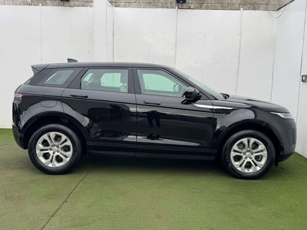 2021 LAND ROVER RANGE ROVER EVOQUE 2021 LAND ROVER RANGE ROVER EVOQUE