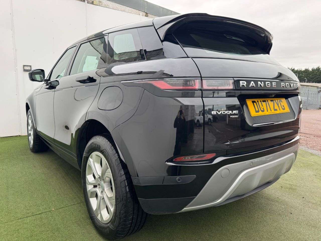 2021 LAND ROVER RANGE ROVER EVOQUE 2021 LAND ROVER RANGE ROVER EVOQUE