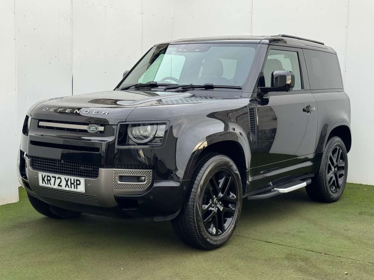 Check out this Land Rover Defender 2022 Diesel Automatic