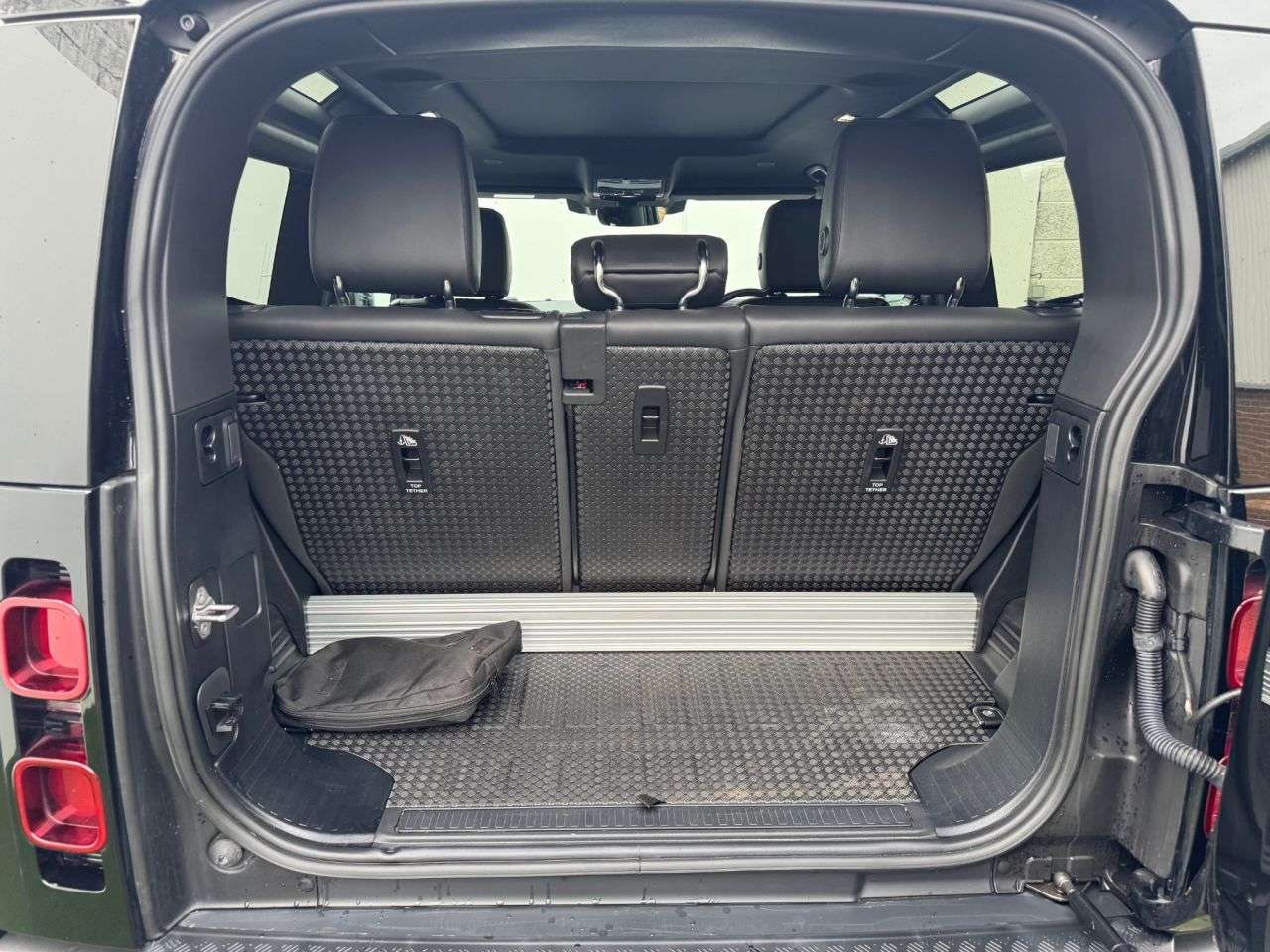 2022 LAND ROVER DEFENDER 2022 LAND ROVER DEFENDER