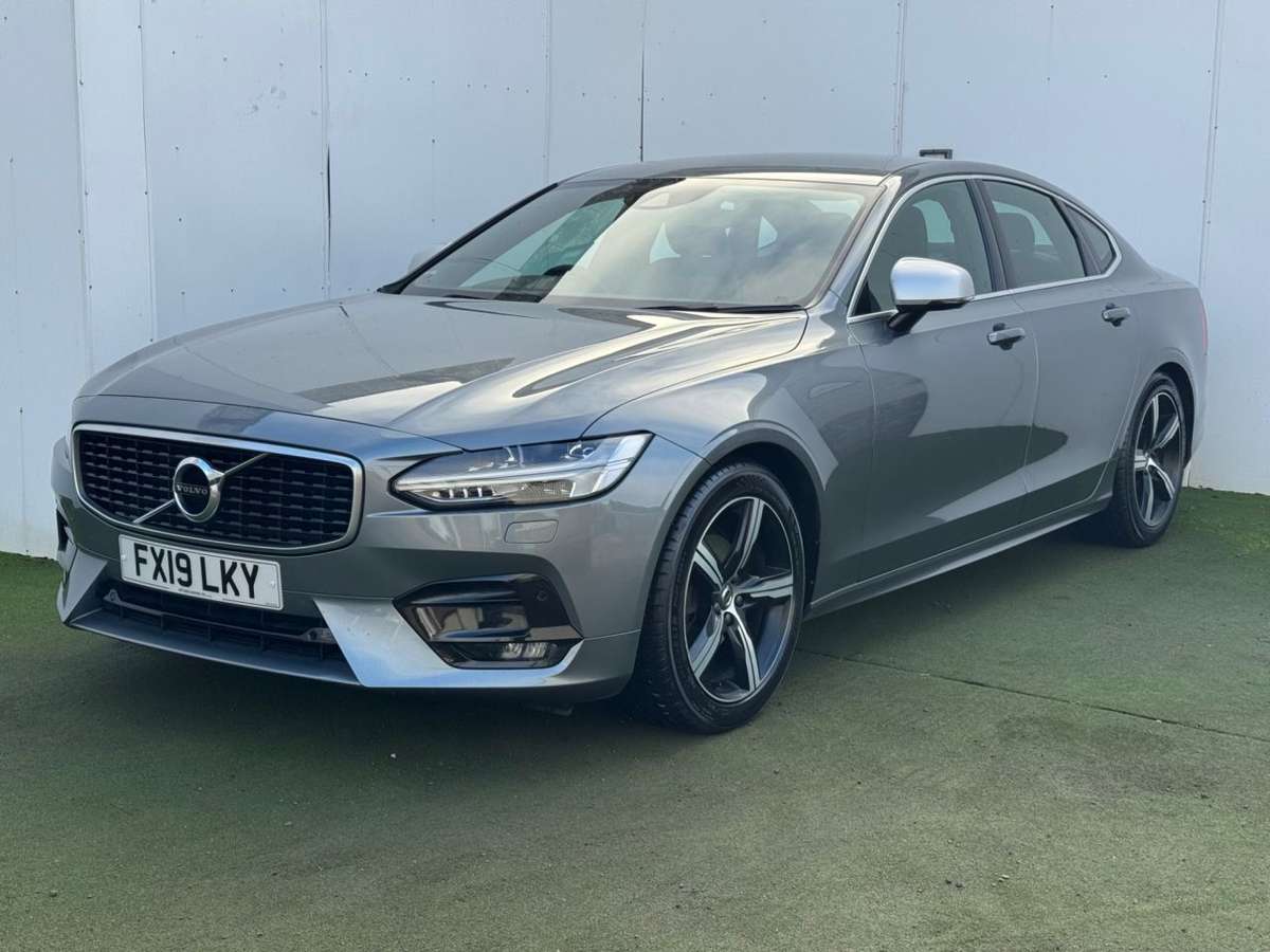 Check out this Volvo S90 2019 Diesel Automatic