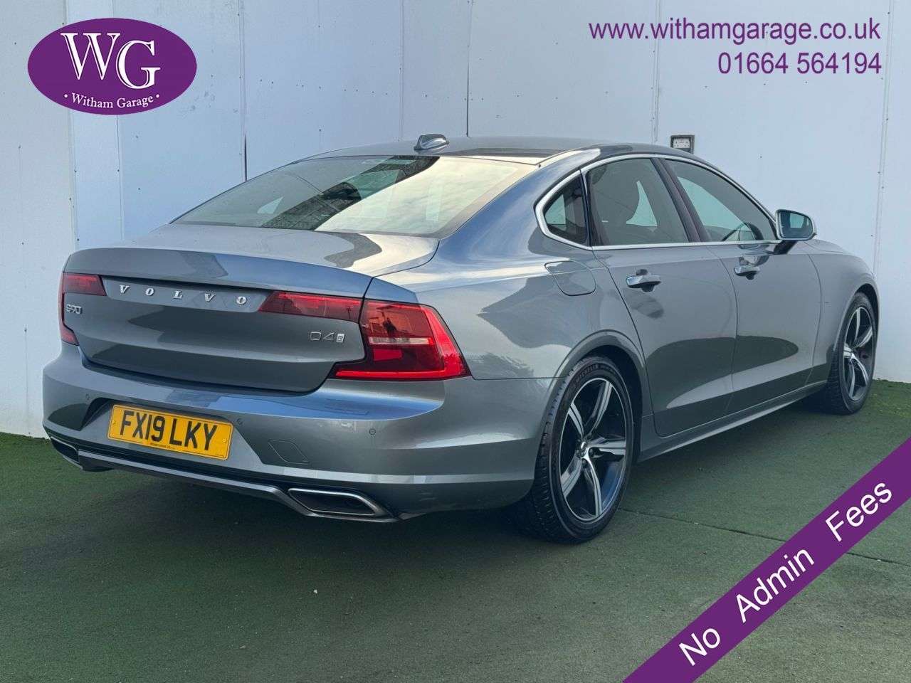 A 2019 VOLVO S90 2.0 D4 R-Design Saloon 4dr Diesel Auto Euro 6 (s/s) (190 ps) A 2019 VOLVO S90 2.0 D4 R-Design Saloon 4dr Diesel Auto Euro 6 (s/s) (190 ps)