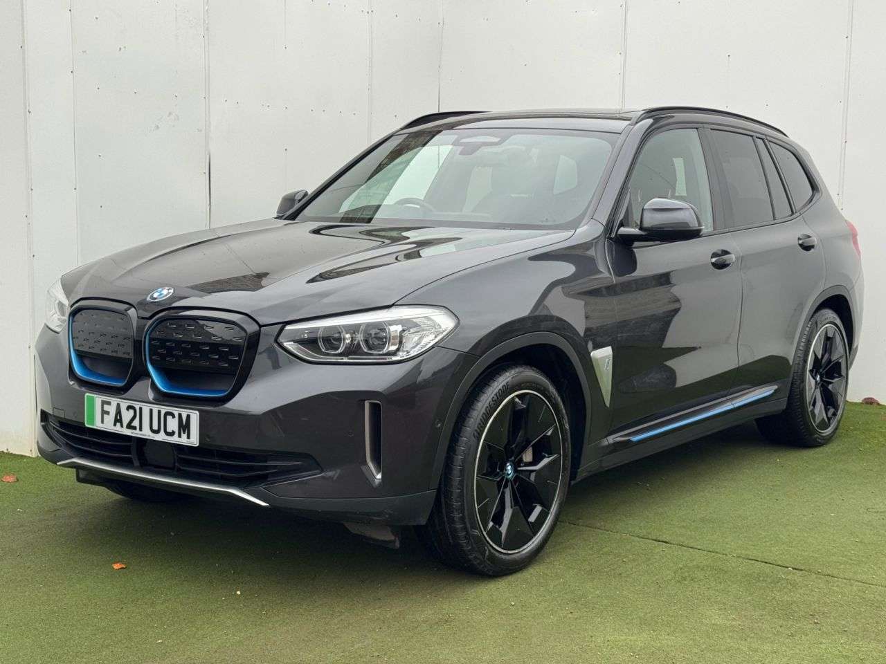 A 2021 BMW IX3 80kWh Premier Edition SUV 5dr Electric Auto (286 ps) A 2021 BMW IX3 80kWh Premier Edition SUV 5dr Electric Auto (286 ps)