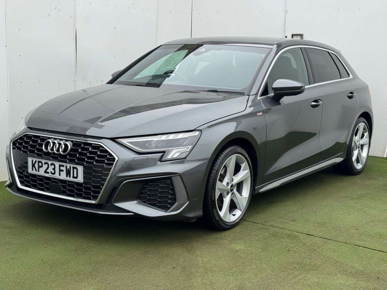 A 0 AUDI A3 1.5 TFSI 35 S line Sportback 5dr Petrol S Tronic Euro 6 (s/s) (150 ps) A 0 AUDI A3 1.5 TFSI 35 S line Sportback 5dr Petrol S Tronic Euro 6 (s/s) (150 ps)