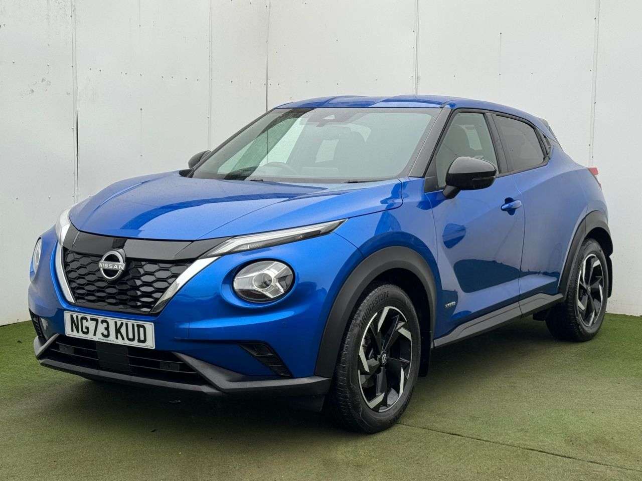 A 2023 NISSAN JUKE 1.6 N-Connecta SUV 5dr Petrol Hybrid Auto Euro 6 (143 ps) A 2023 NISSAN JUKE 1.6 N-Connecta SUV 5dr Petrol Hybrid Auto Euro 6 (143 ps)