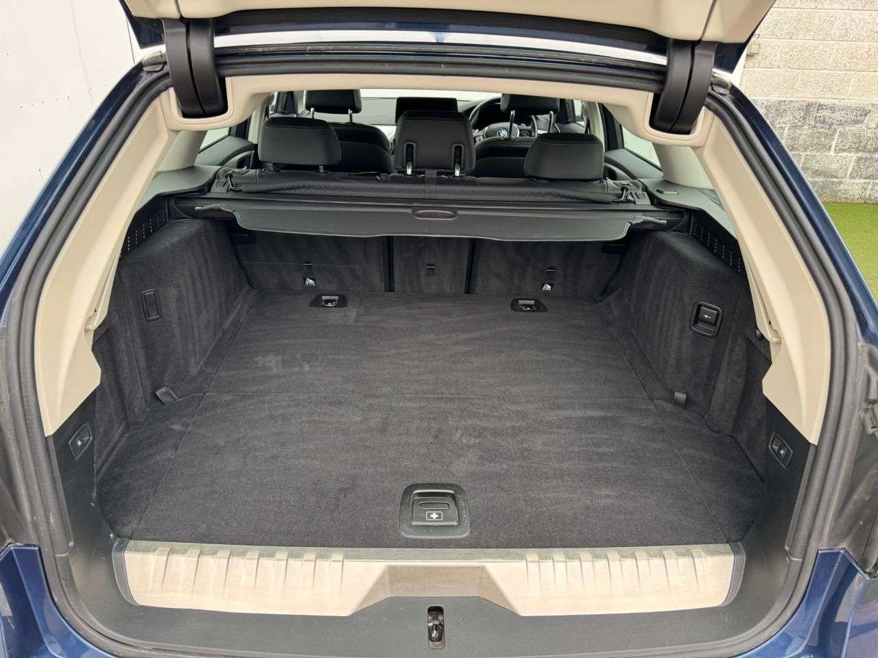 0 BMW 5 SERIES 0 BMW 5 SERIES