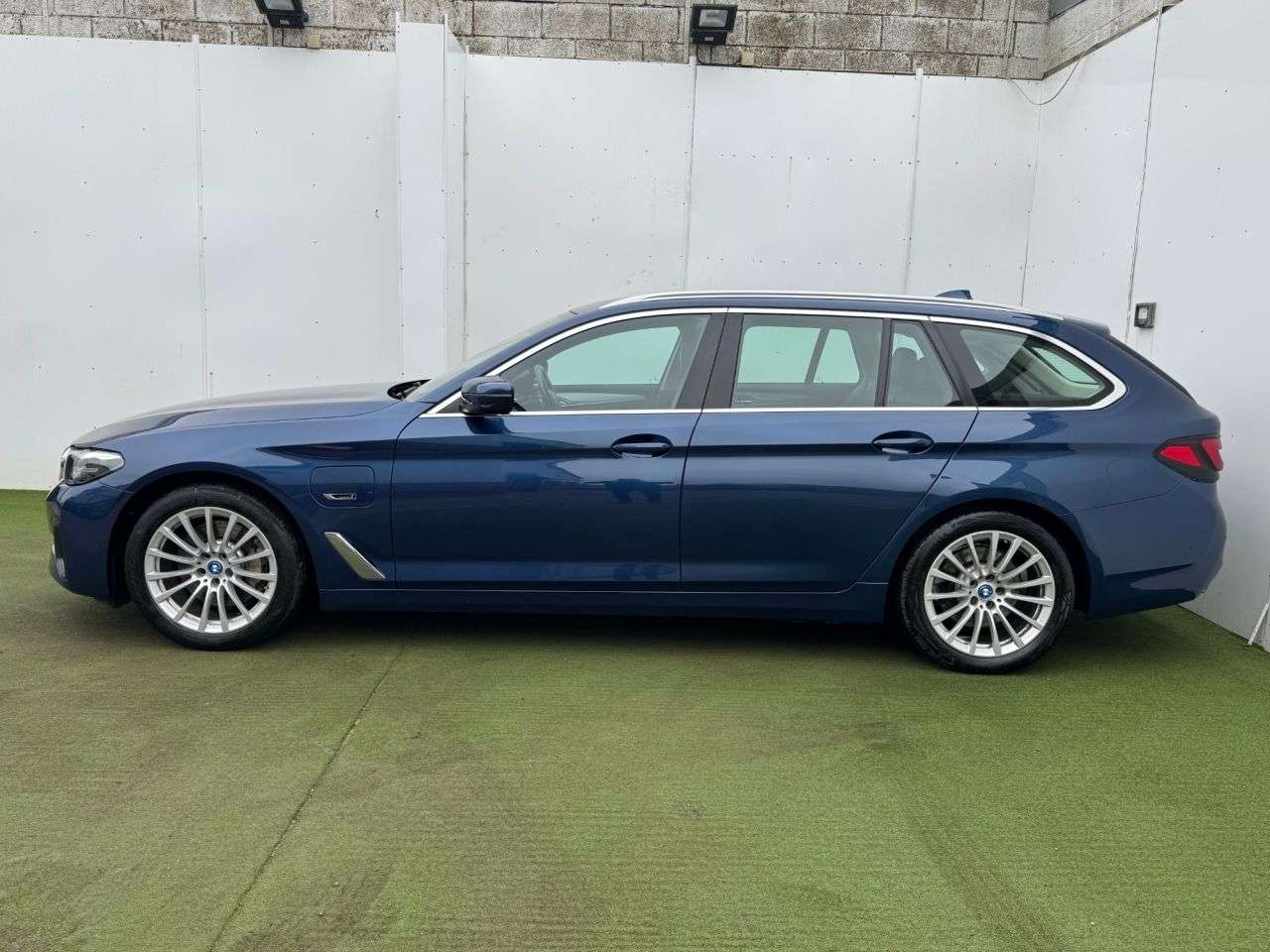 0 BMW 5 SERIES 0 BMW 5 SERIES