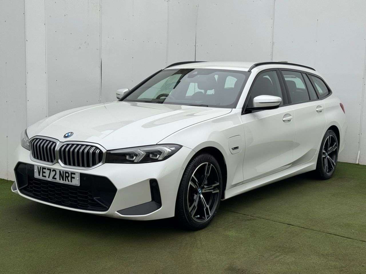 A 2023 BMW 3 SERIES 2.0 330e 12kWh M Sport Touring 5dr Petrol Plug-in Hybrid Auto Euro 6 (s/s) A 2023 BMW 3 SERIES 2.0 330e 12kWh M Sport Touring 5dr Petrol Plug-in Hybrid Auto Euro 6 (s/s)