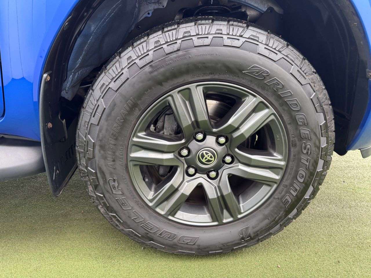 2023 TOYOTA HI-LUX 2023 TOYOTA HI-LUX