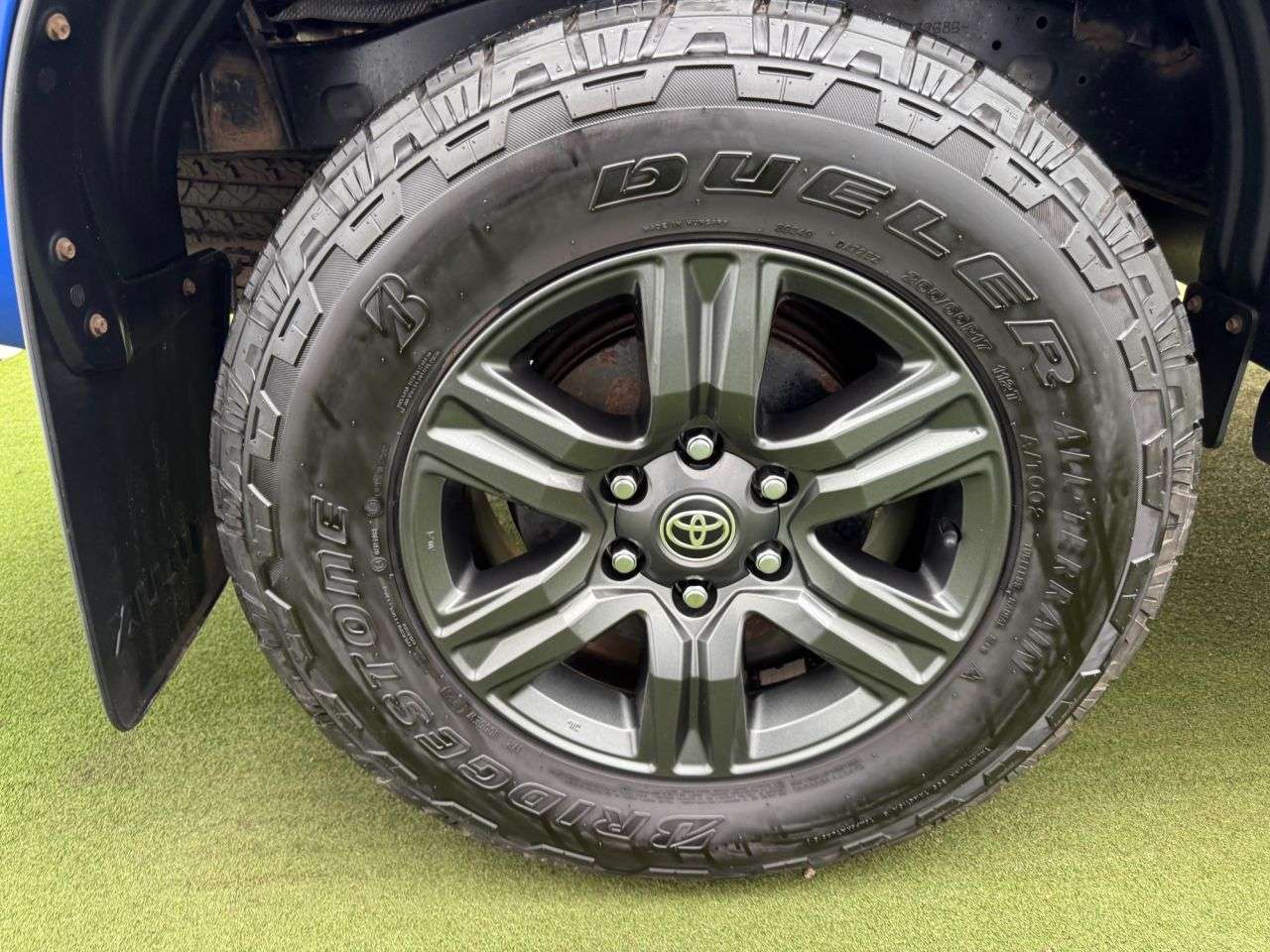 2023 TOYOTA HI-LUX 2023 TOYOTA HI-LUX