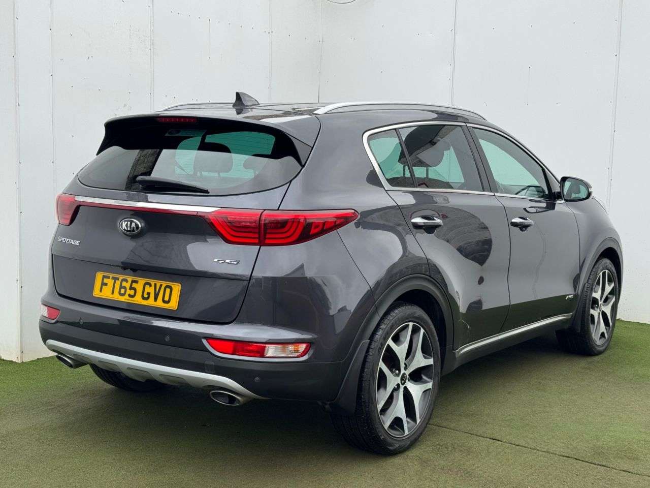 A 2016 KIA SPORTAGE 2.0 CRDi GT-Line SUV 5dr Diesel Manual AWD Euro 6 (134 bhp) A 2016 KIA SPORTAGE 2.0 CRDi GT-Line SUV 5dr Diesel Manual AWD Euro 6 (134 bhp)