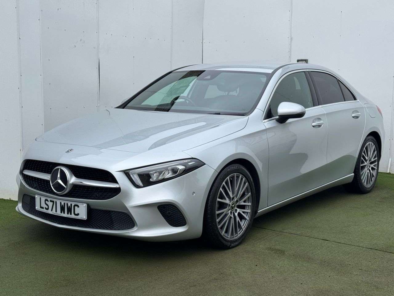 A 2021 MERCEDES-BENZ A-CLASS 2.0 A180d Sport Edition (Executive) Saloon 4dr Diesel Manual Euro 6 (s/s) ( A 2021 MERCEDES-BENZ A-CLASS 2.0 A180d Sport Edition (Executive) Saloon 4dr Diesel Manual Euro 6 (s/s) (