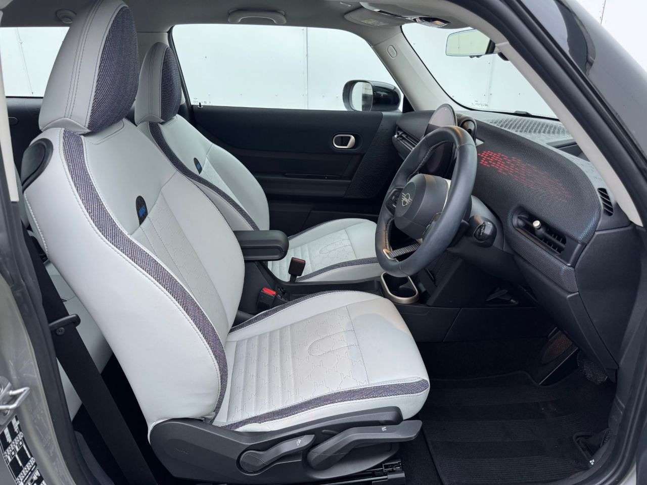 0 MINI HATCH COOPER 0 MINI HATCH COOPER