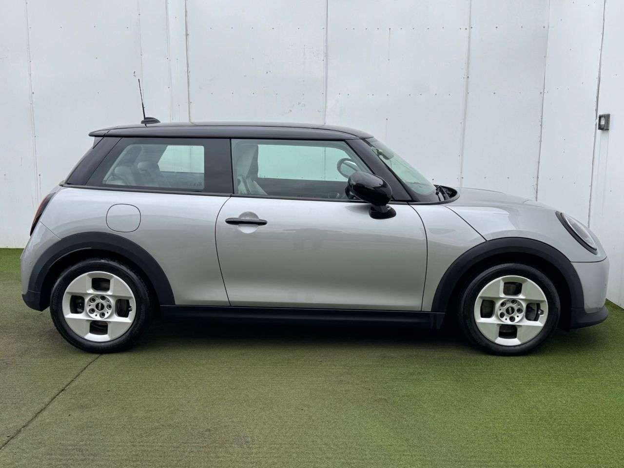 0 MINI HATCH COOPER 0 MINI HATCH COOPER