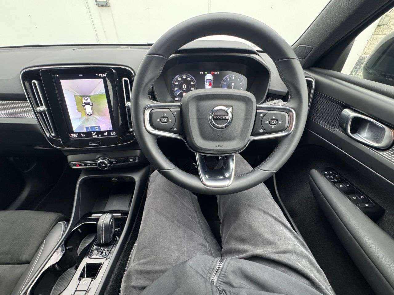 2022 VOLVO XC40 2022 VOLVO XC40